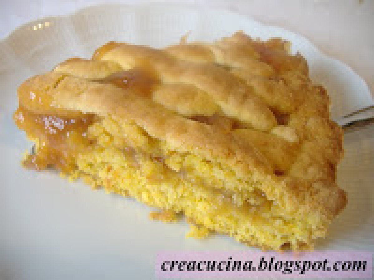 CROSTATA CON FROLLA ALLA CAROTA