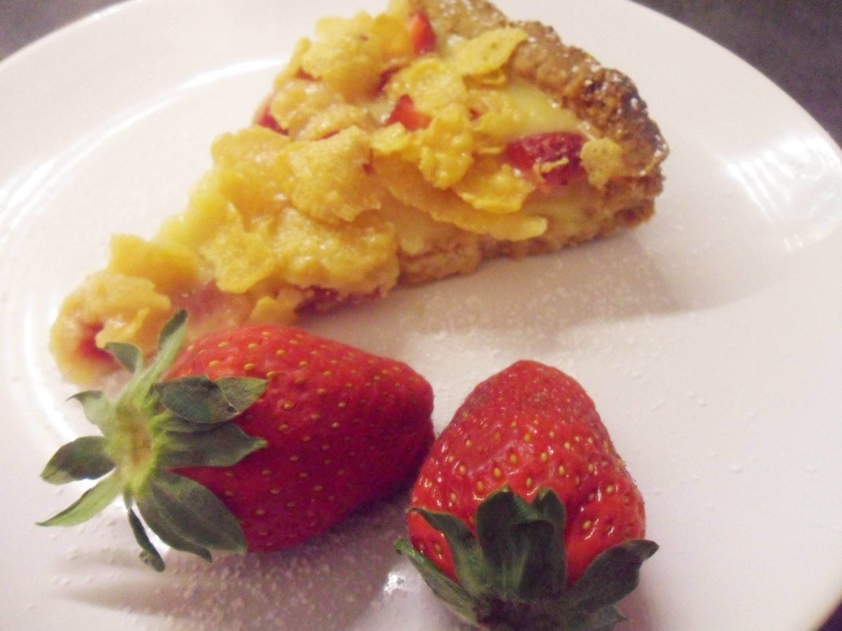 CROSTATA CREMA FRAGOLE e CORN FLAKES - foto 2