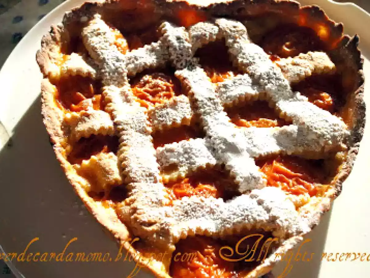 CROSTATA DI ALBICOCCHE AL PASSITO per riflettere.