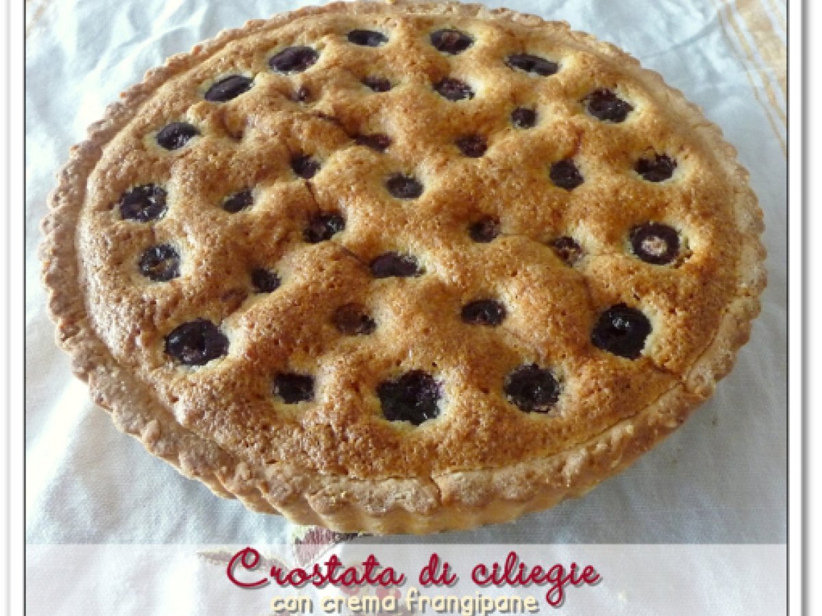 Crostata di Ciliegie con Crema Frangipane