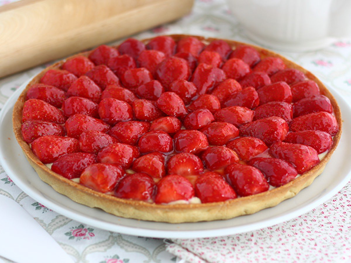 Crostata di Fragole, la ricetta facilissima da preparare a primavera!