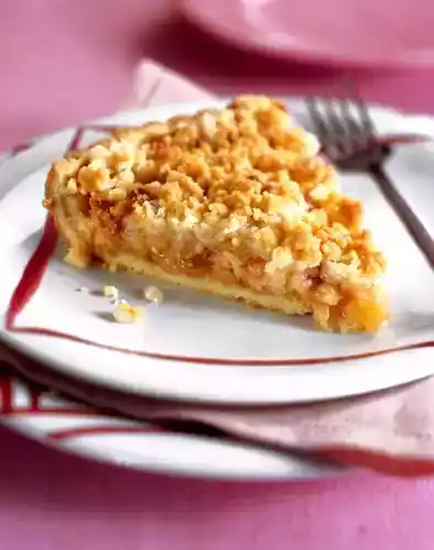 Crostata di mele alla cannella con le briciole