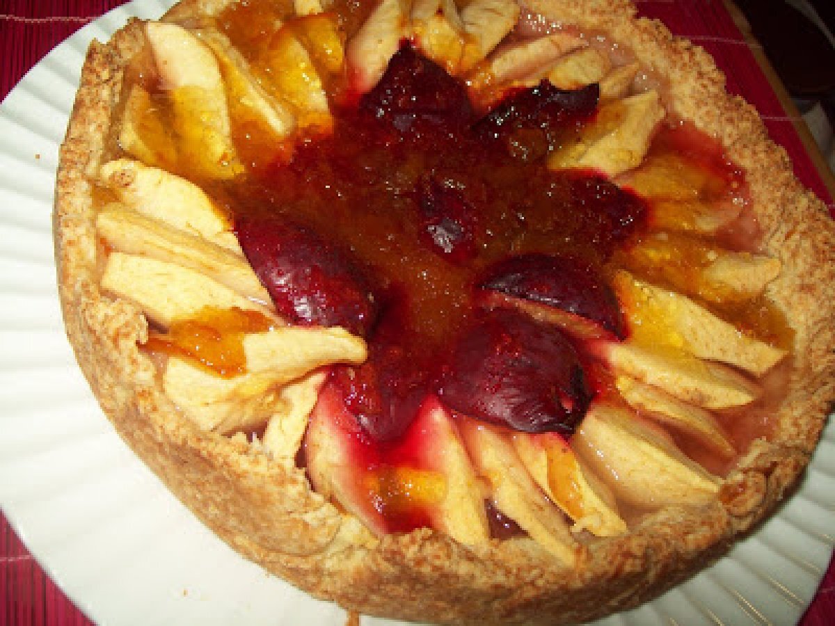 CROSTATA DI MELE ARANCE E PRUGNE