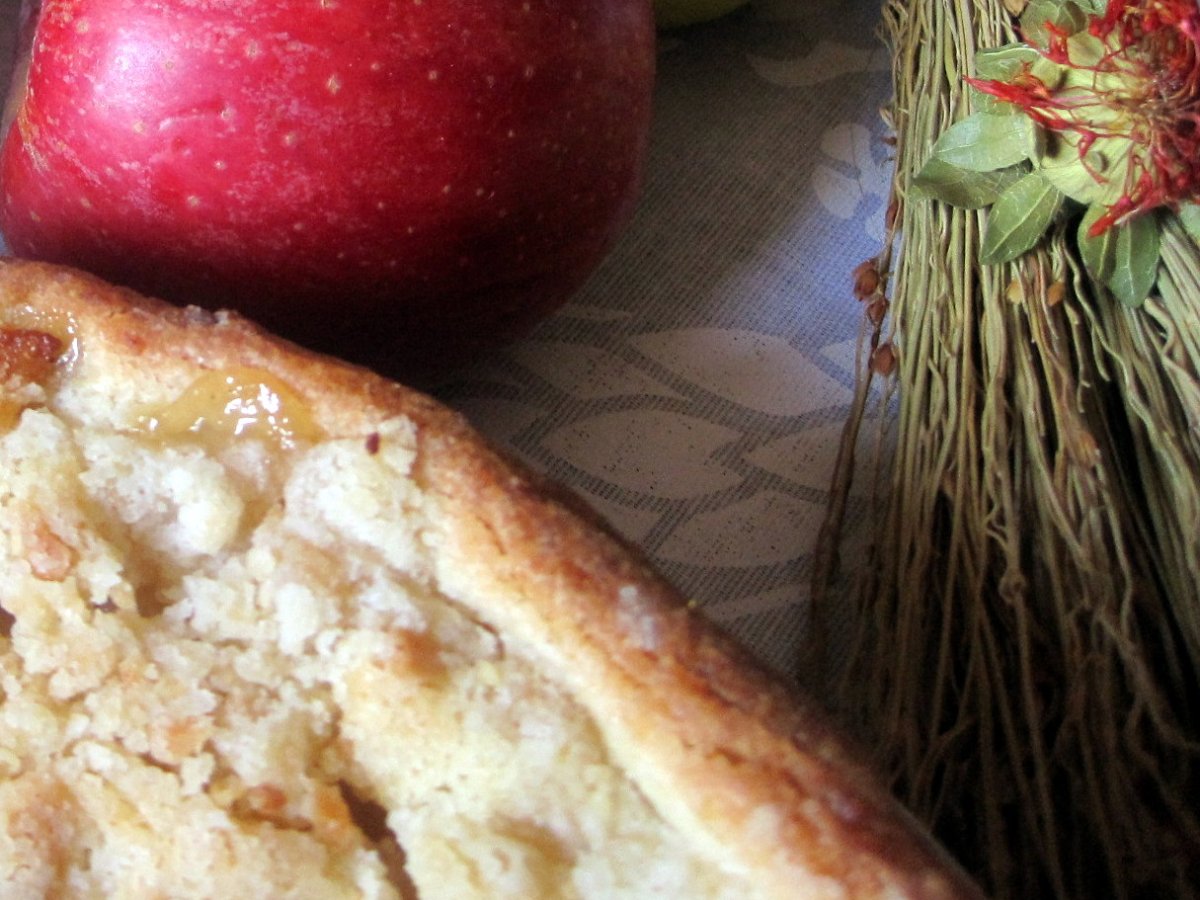 Crostata di mele con crumble di mandorle - foto 3