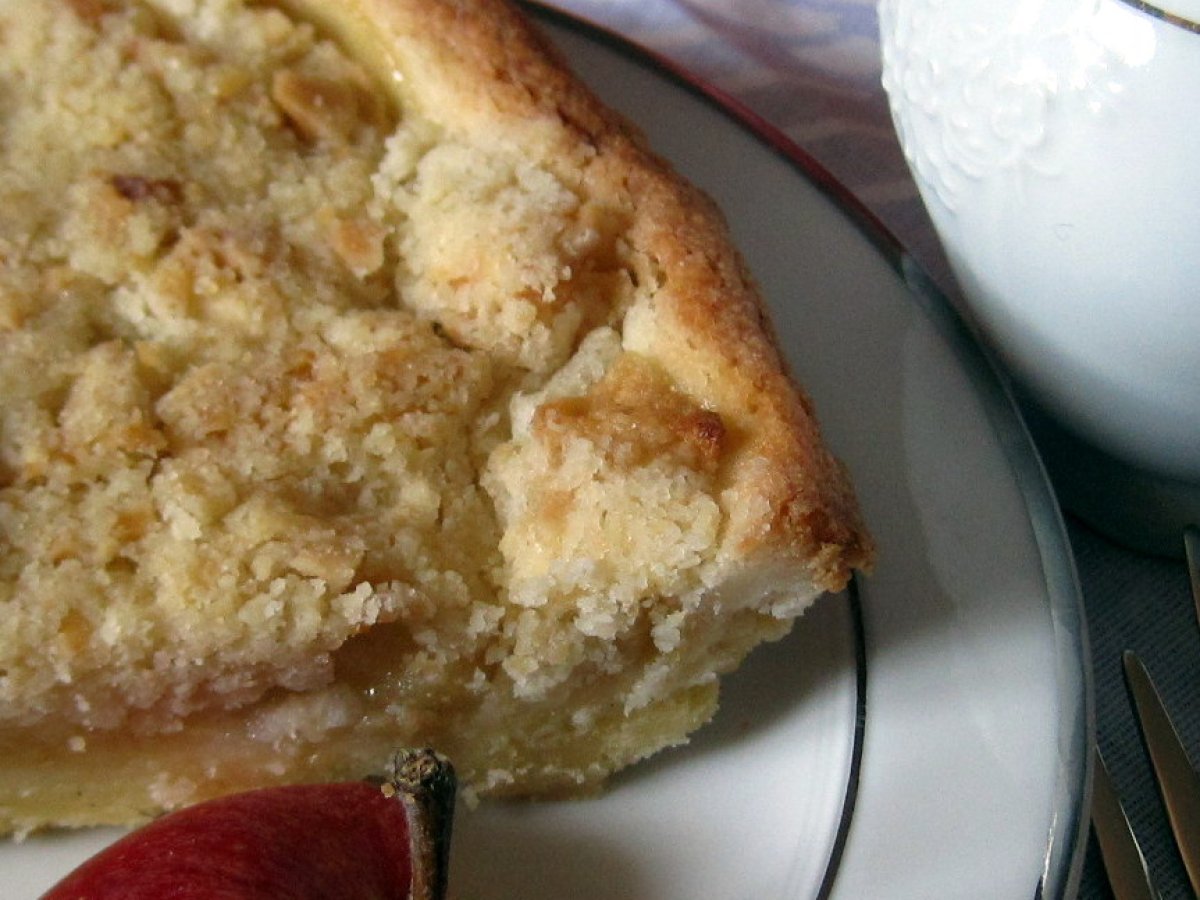 Crostata di mele con crumble di mandorle - foto 6