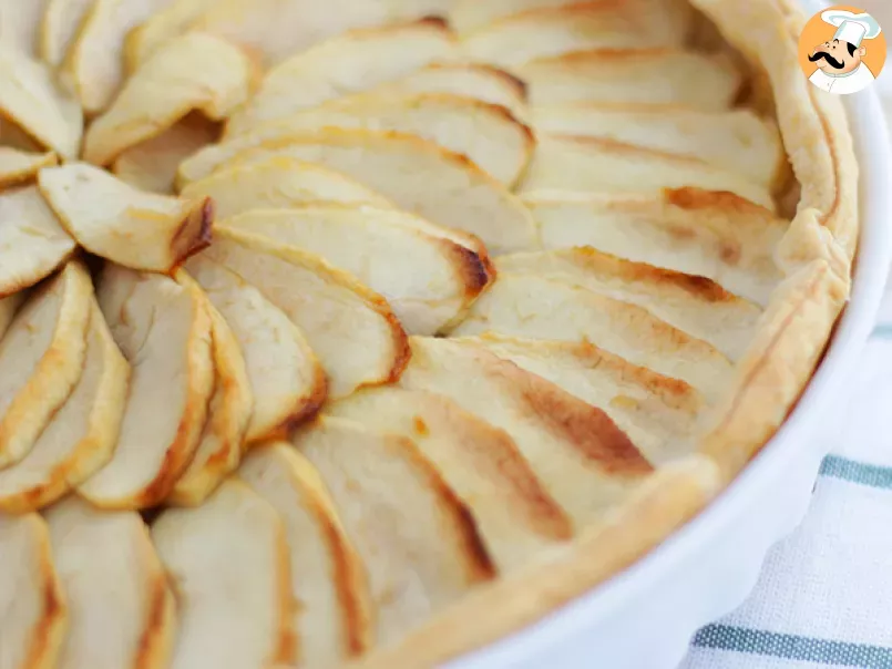 Crostata di mele con la pasta sfoglia, la ricetta semplice e veloce - foto 3