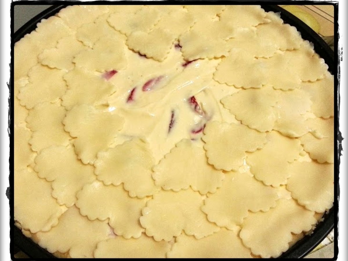 Crostata Fragole e Ricotta con profumo di viola - foto 6