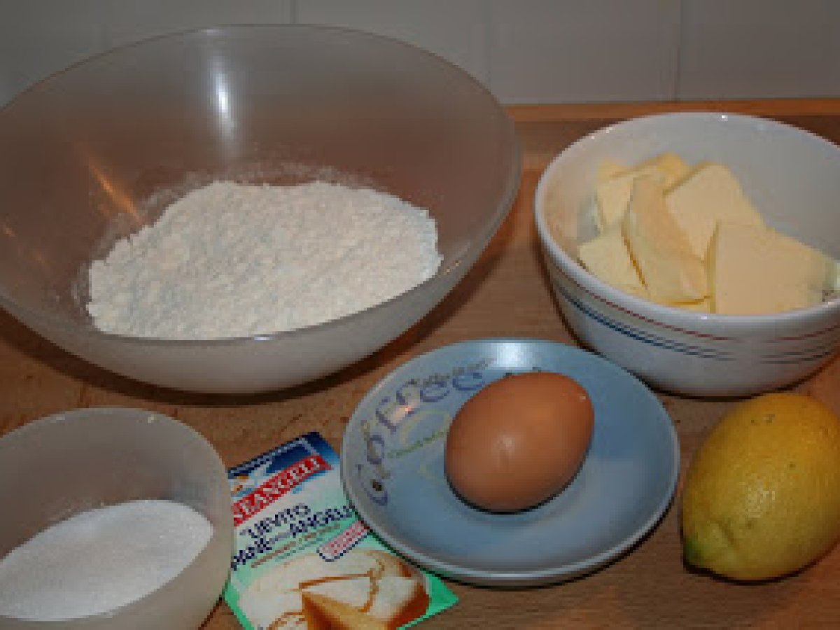 CROSTATA SQUISITA CON CREMA DI LIMONE - foto 9