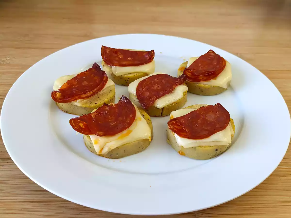 Crostini di polenta con scamorza e salame piccante - foto 4
