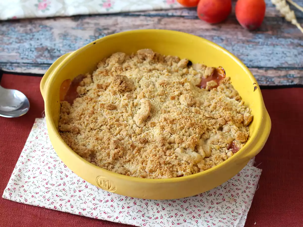 Crumble di albicocche, la ricetta facile e veloce - foto 2