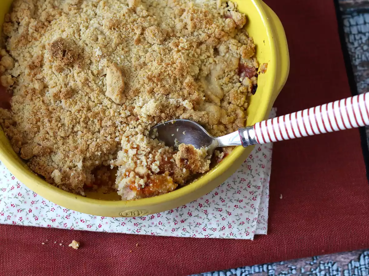 Crumble di albicocche, la ricetta facile e veloce - foto 3
