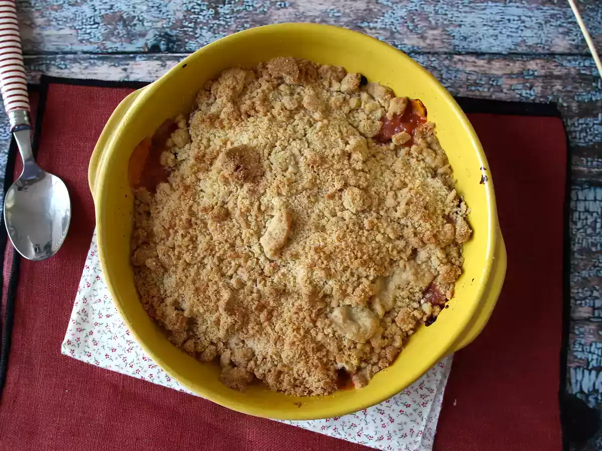 Crumble di albicocche, la ricetta facile e veloce - foto 4