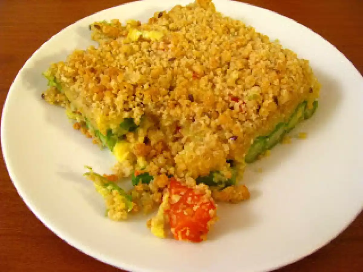 Crumble di asparagi, peperoni e uova con farina di kamut e farro. - foto 2