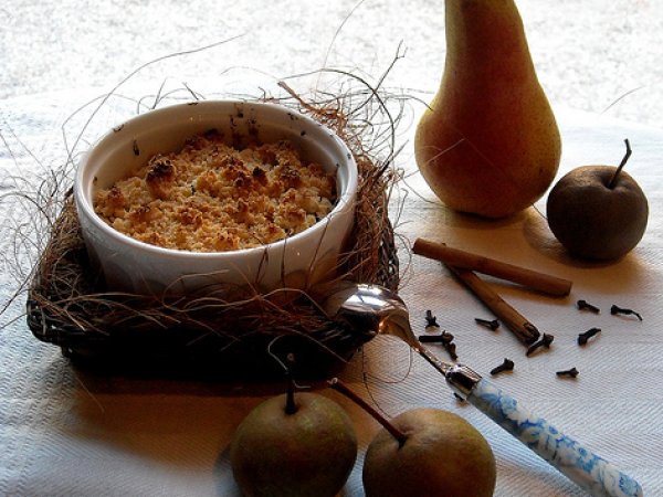 Crumble di farina di riso con pere al vino e cannella. - foto 2