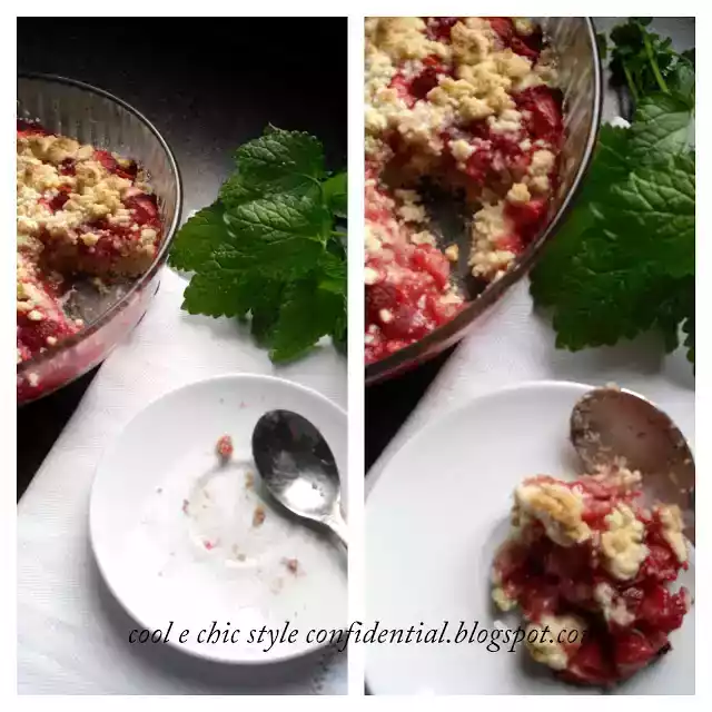 Crumble di fragole per il gelato alla vaniglia