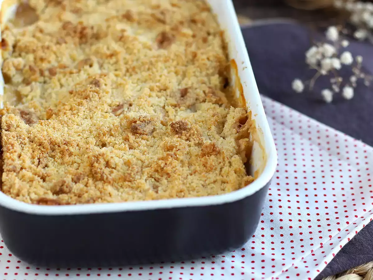 Crumble di mele facile e veloce: ricetta classica dal cuore morbido e croccante - foto 5
