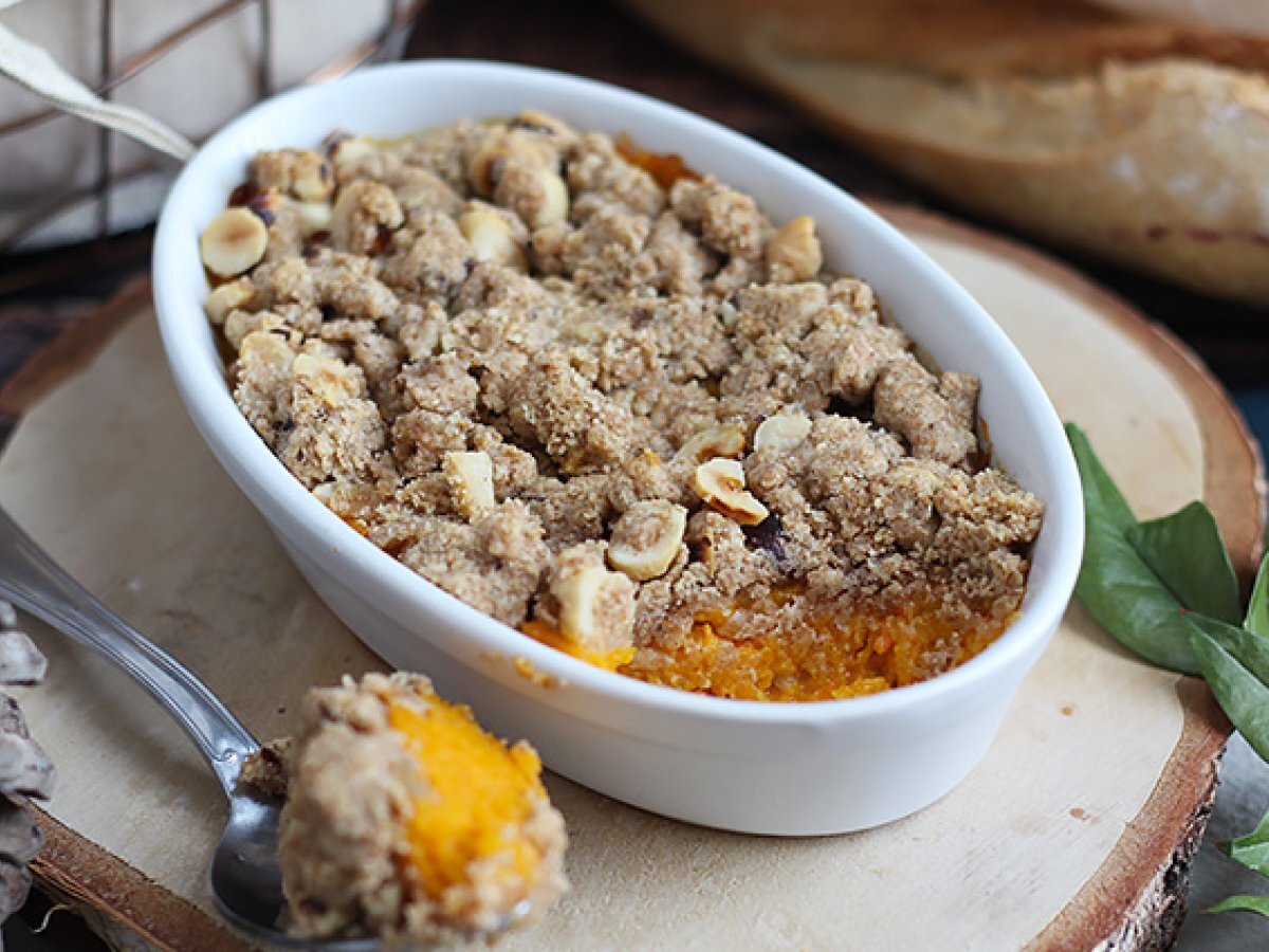 Crumble di zucca alle nocciole - foto 2