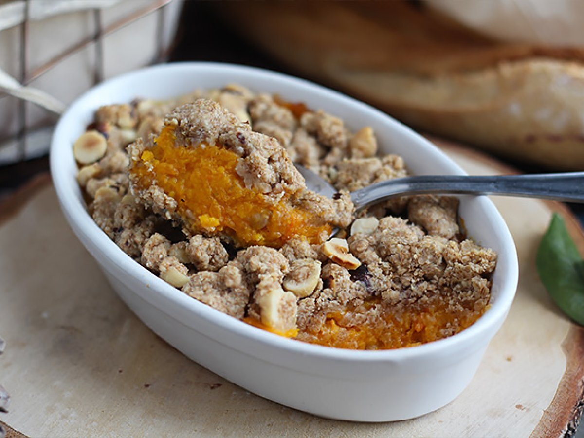 Crumble di zucca alle nocciole - foto 4