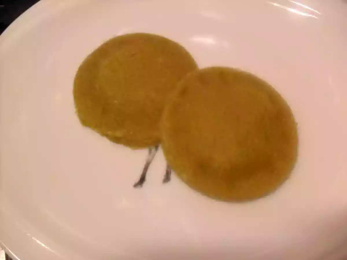 Cucina molecolare - Ravioli di Farina di Lenticchie ripieni di Cotechino
