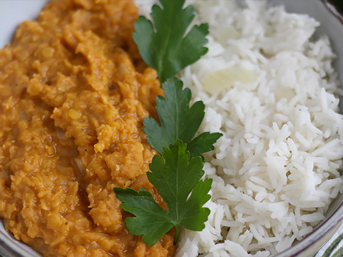 Dahl di lenticchie rosse, la ricetta vegetariana che arriva dall'India - foto 2