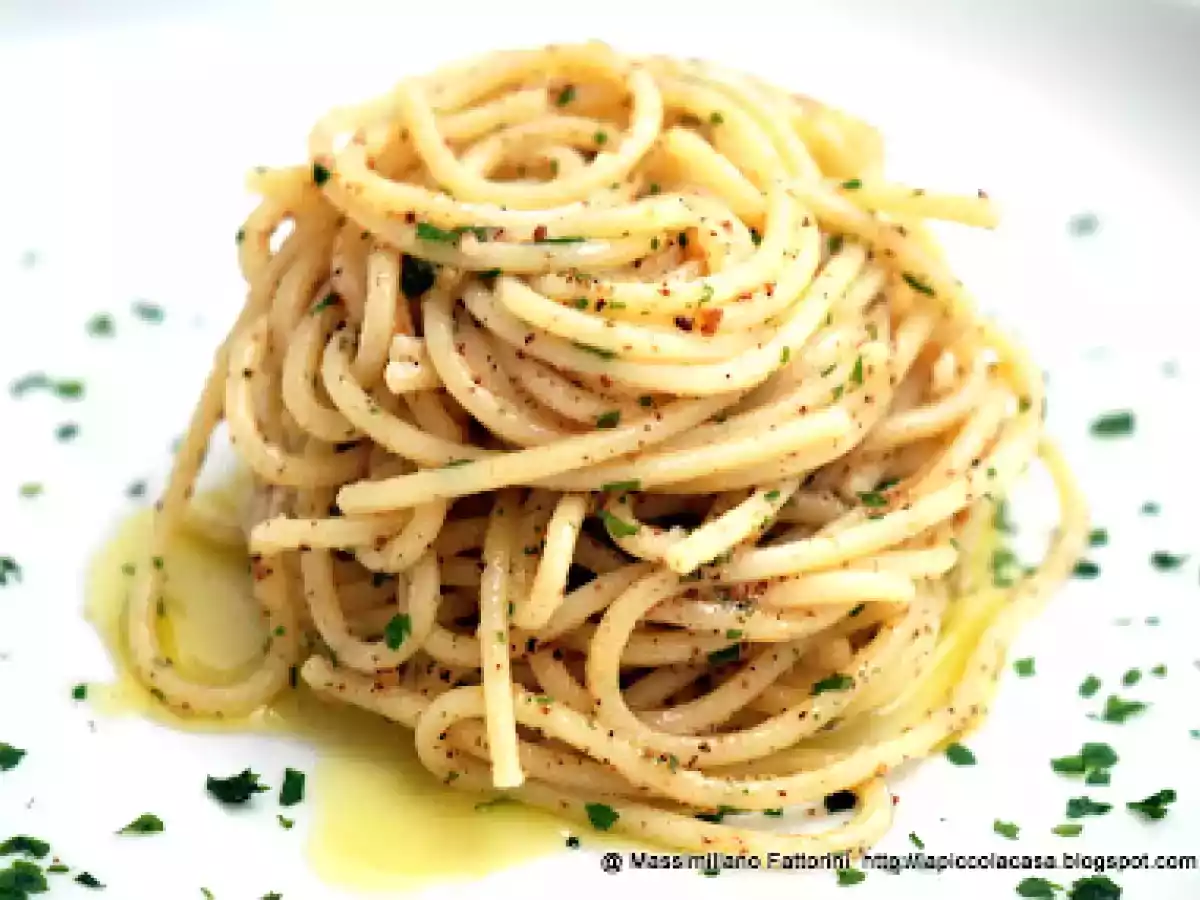Dal Garum alla pasta: spaghetti alla chitarra con colatura di alici