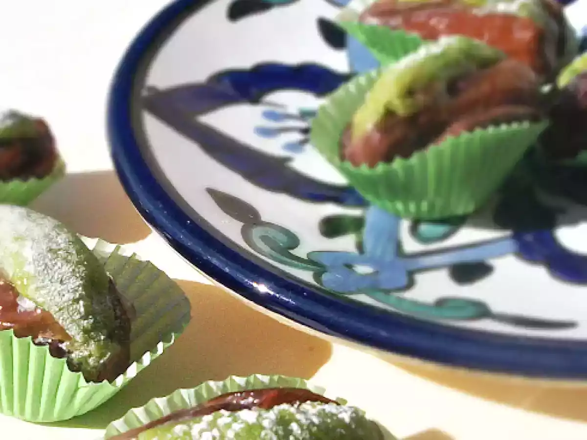 Datteri ripieni ai pistacchi e cioccolato - foto 2