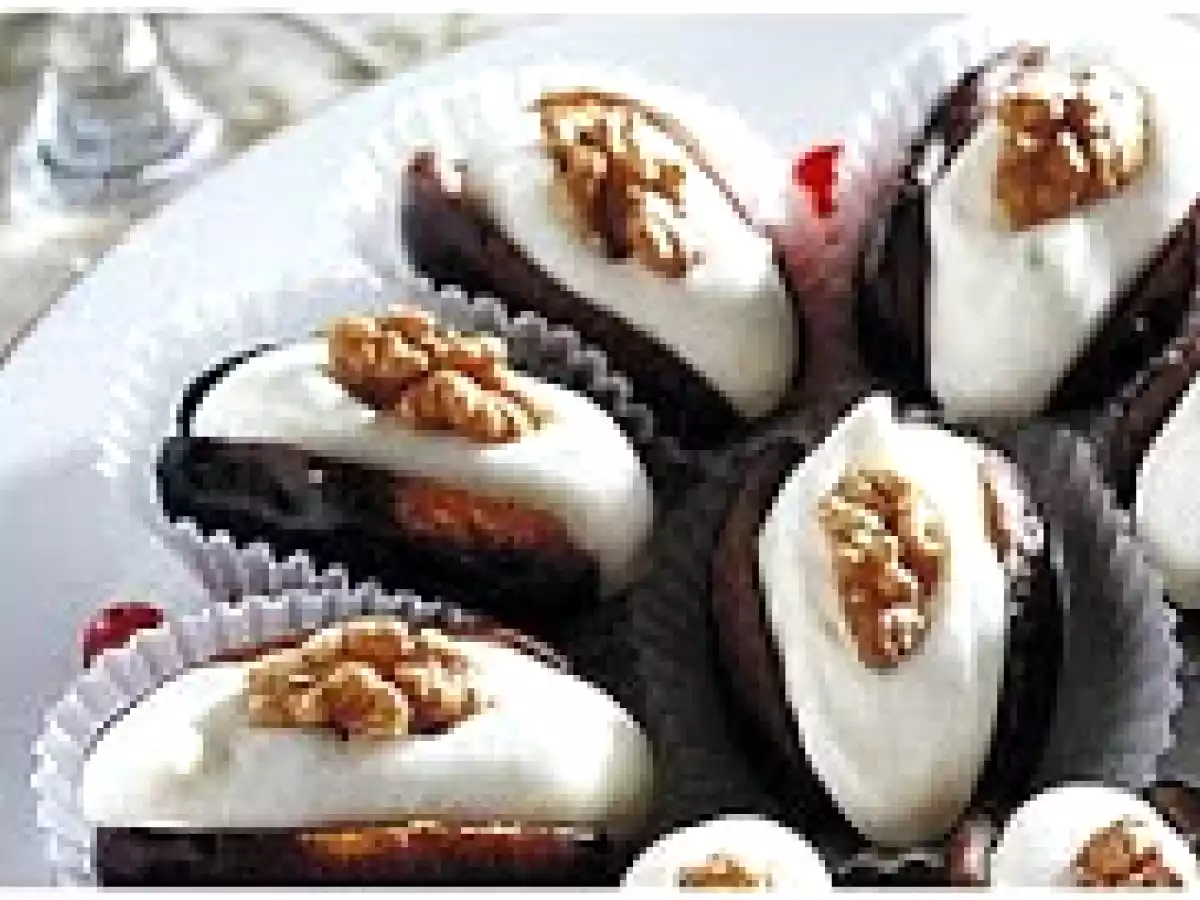 Datteri ripieni di mascarpone e noci