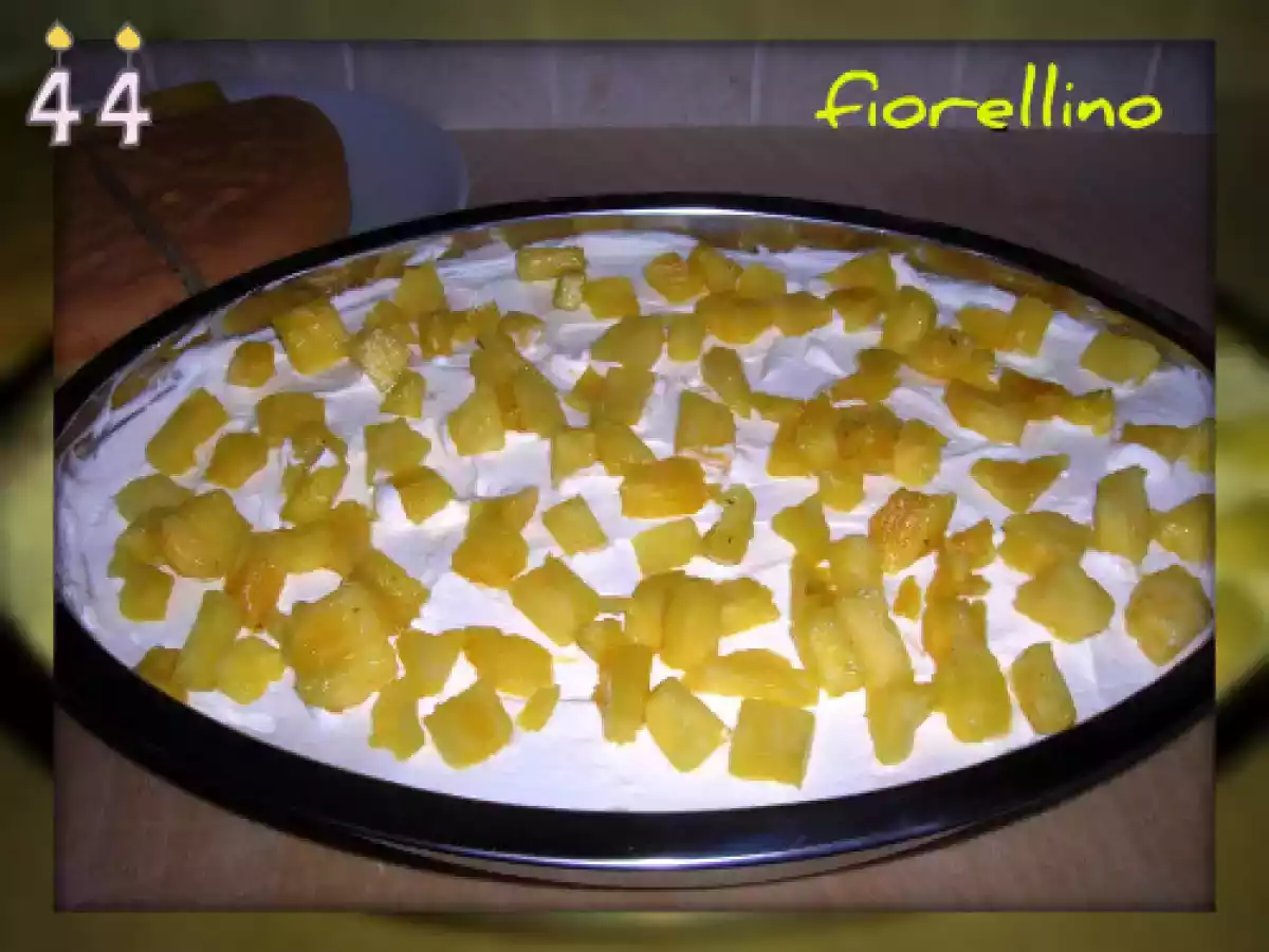 Dolce all?Ananas e Panna Montata