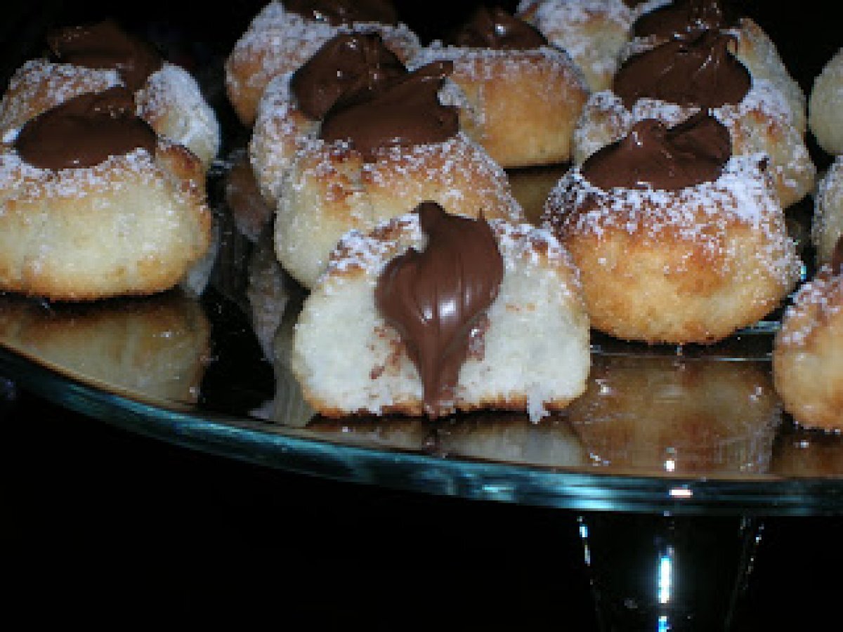 DOLCETTI AL COCCO E NUTELLA - coconut and nutella biscuits - foto 2