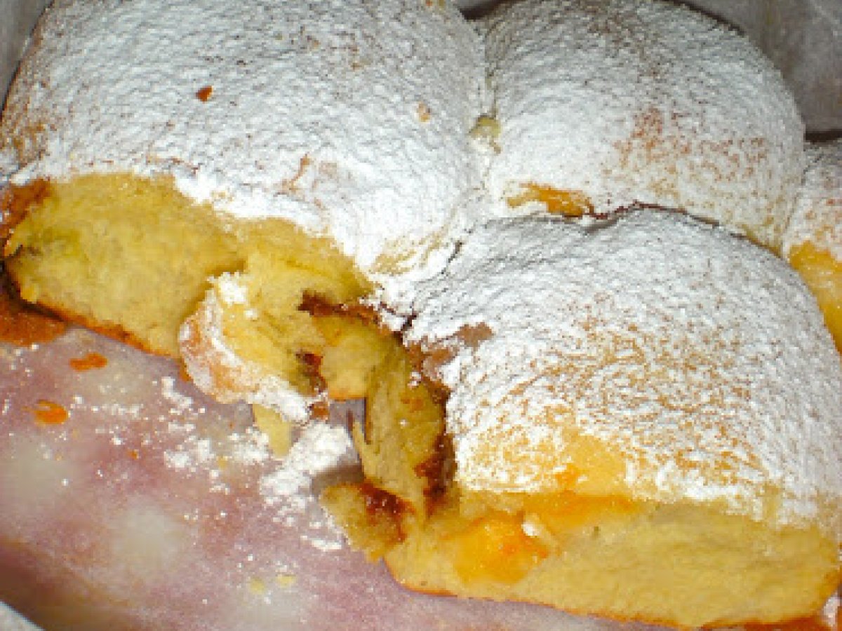 Dolci Dolomiti di Athesia con i Buchteln - foto 2