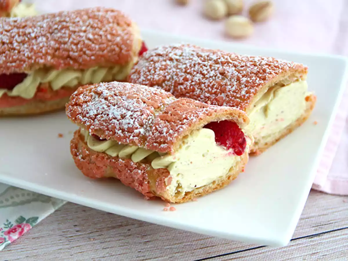 Eclairs con crema al pistacchio e lamponi - foto 4