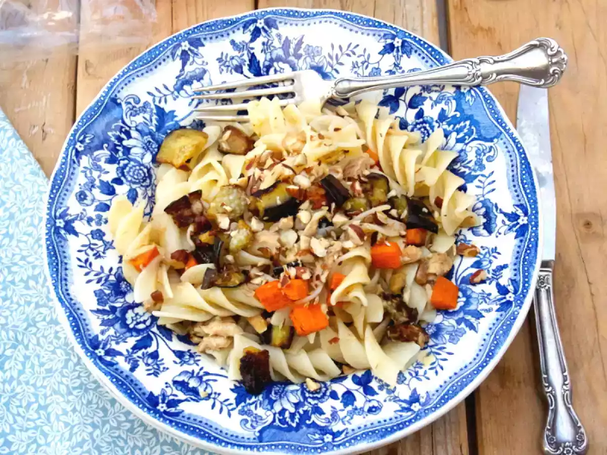 Eliche con sgombro e melanzane