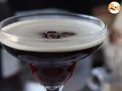 Espresso Martini, l'elegante cocktail a base di caffè e vodka - foto 5