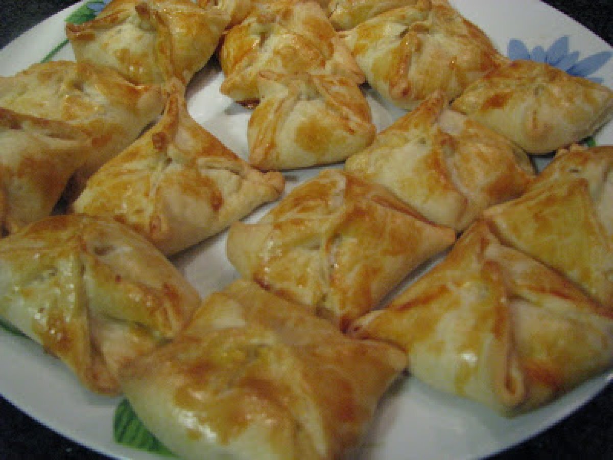 Fagottini di salsiccia e emmental