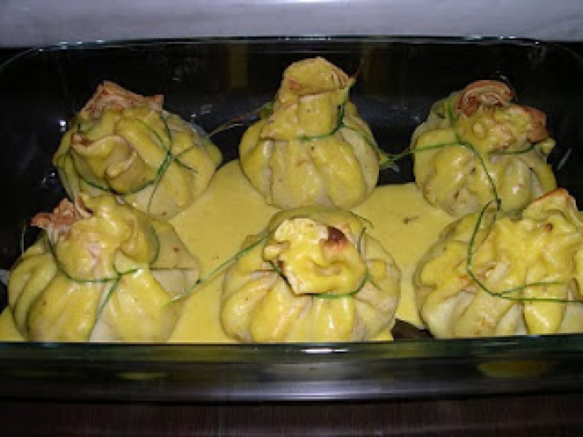 Fagottini ripieni di carciofi e gamberetti