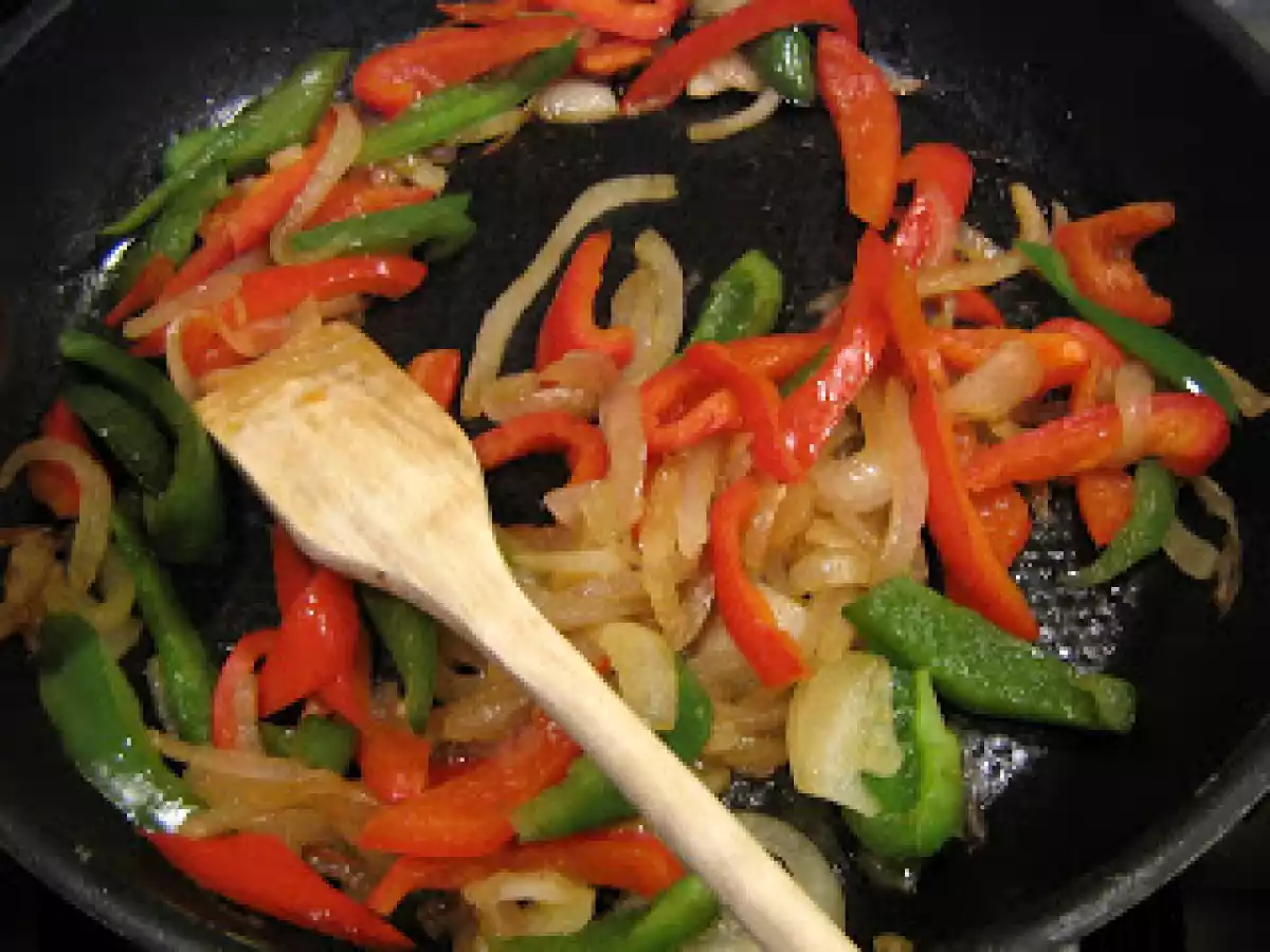 FAJITAS DI POLLO E MANZO E.. FAGIOLI ALLA MESSICANA!! - foto 6