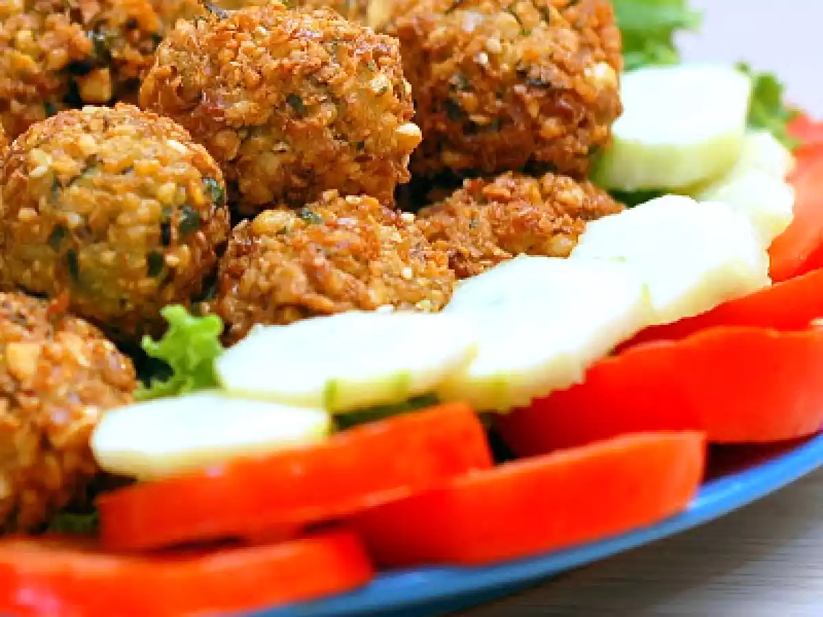 Falafel e Hummus... con variazione al peperone! - foto 2