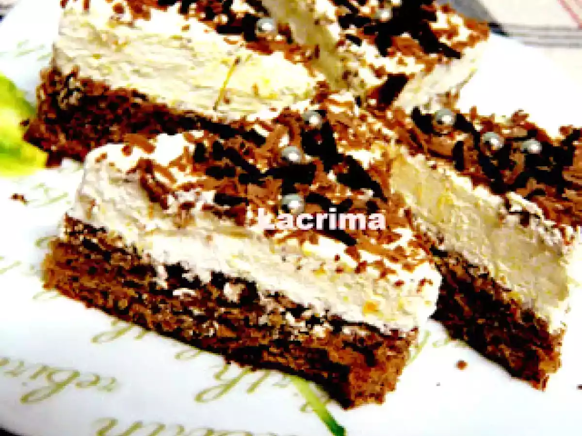 Fantasia dolce di Halloween con zucca, ovviamente