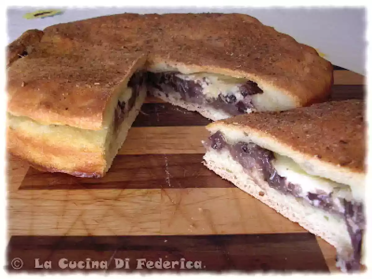 Farcisole - la focaccia al radicchio di Treviso - foto 2