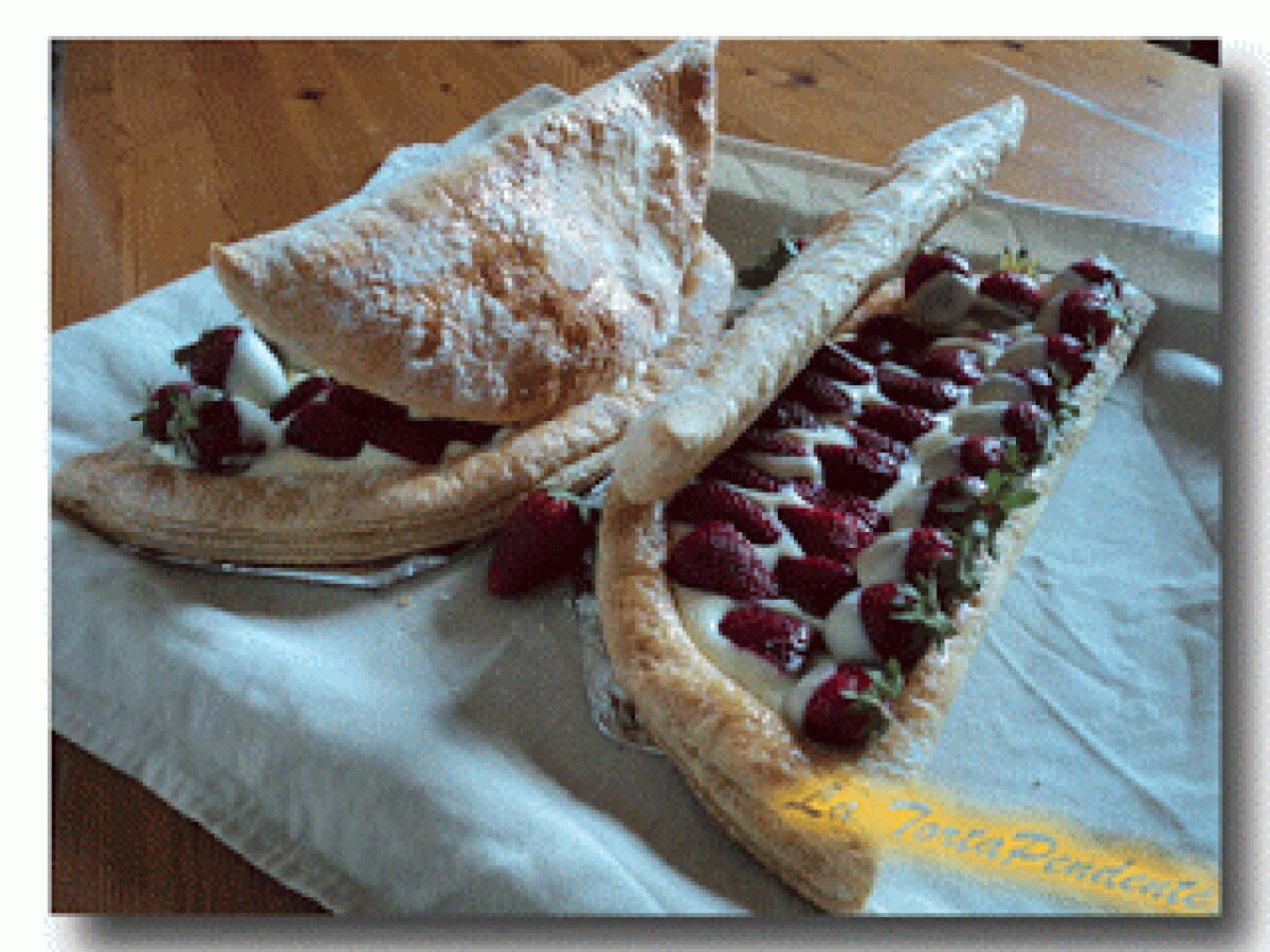 Farfalla Sfogliata alle Fragole per un Complenno Importante