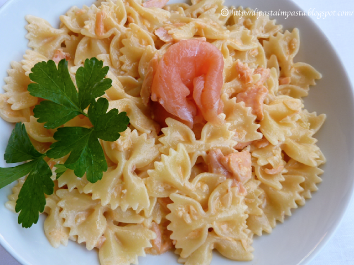 Farfalle al salmone