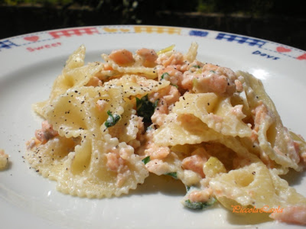 Farfalle al Salmone mantecate con Ricotta e Scorza di Limone - foto 2