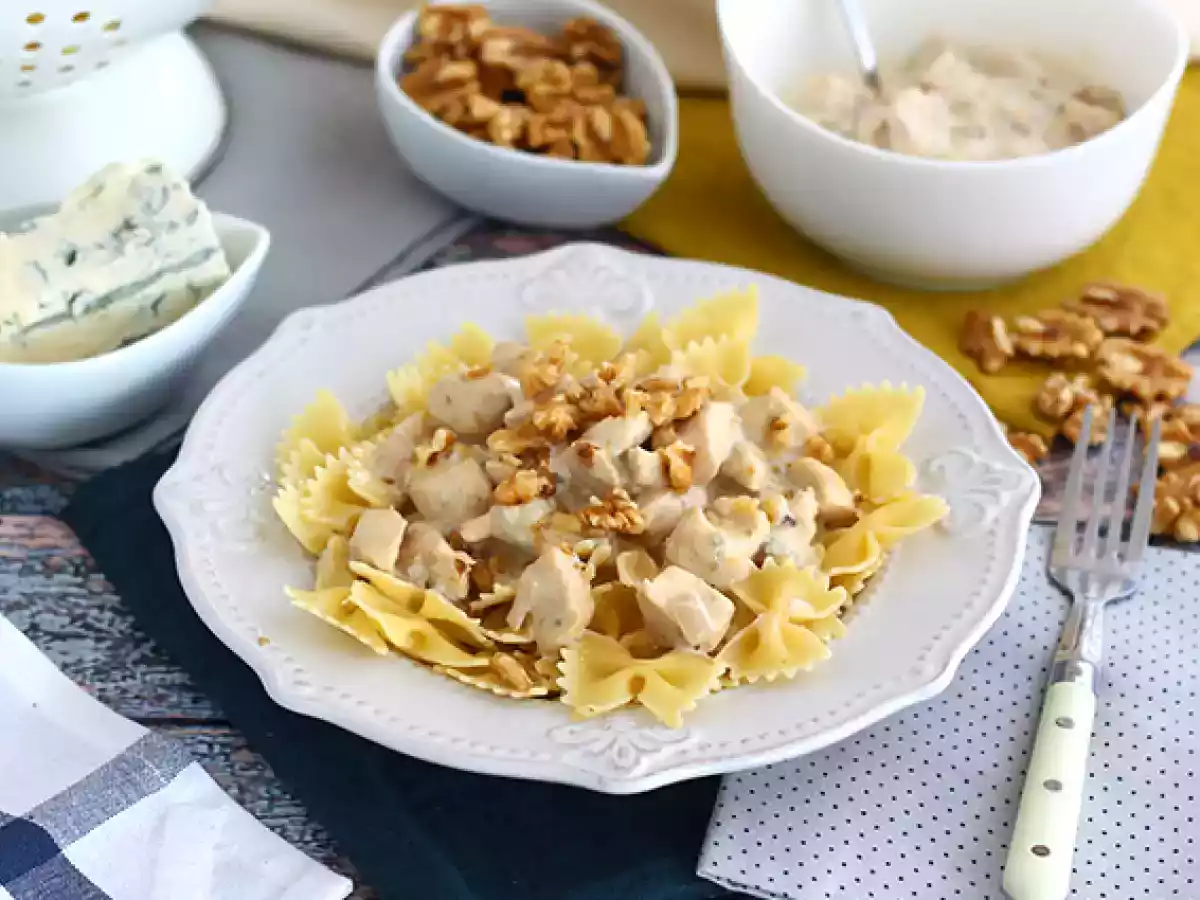 Farfalle con pollo e crema al gorgonzola - foto 3