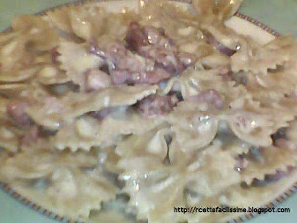 FARFALLE PANNA E PANCETTA