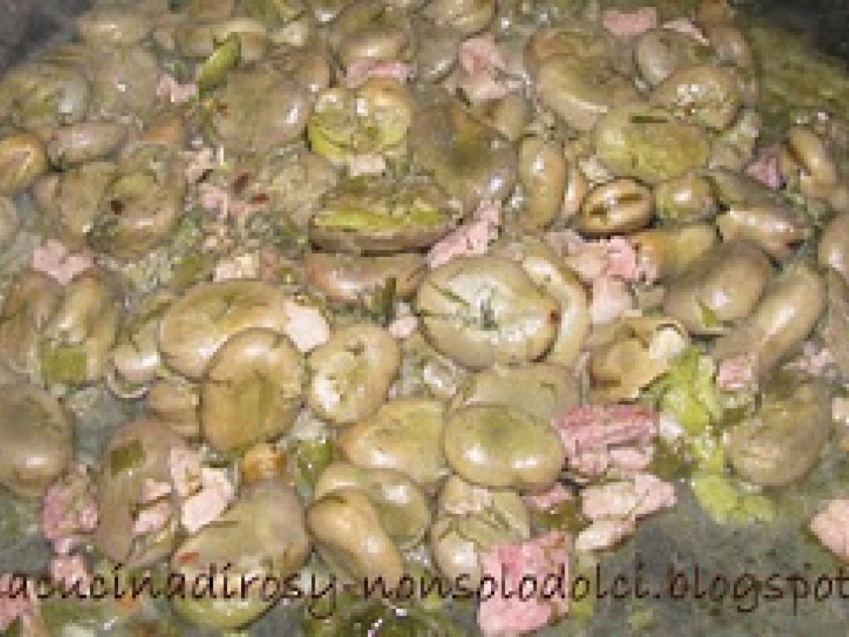 Fave con pancetta e finocchietto