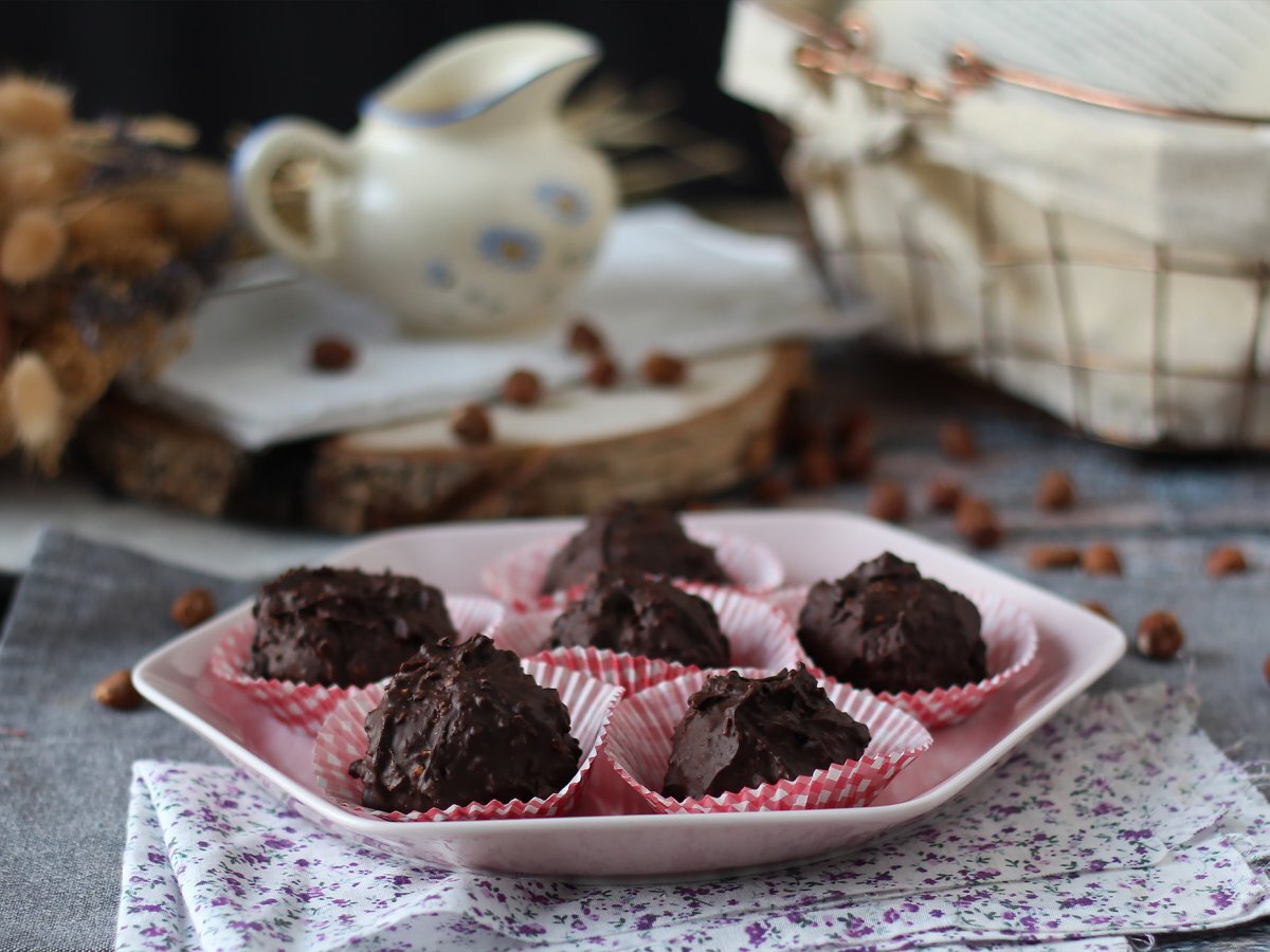 Ferrero Rocher fatti in casa: la ricetta che stavate aspettando da tempo! - foto 5