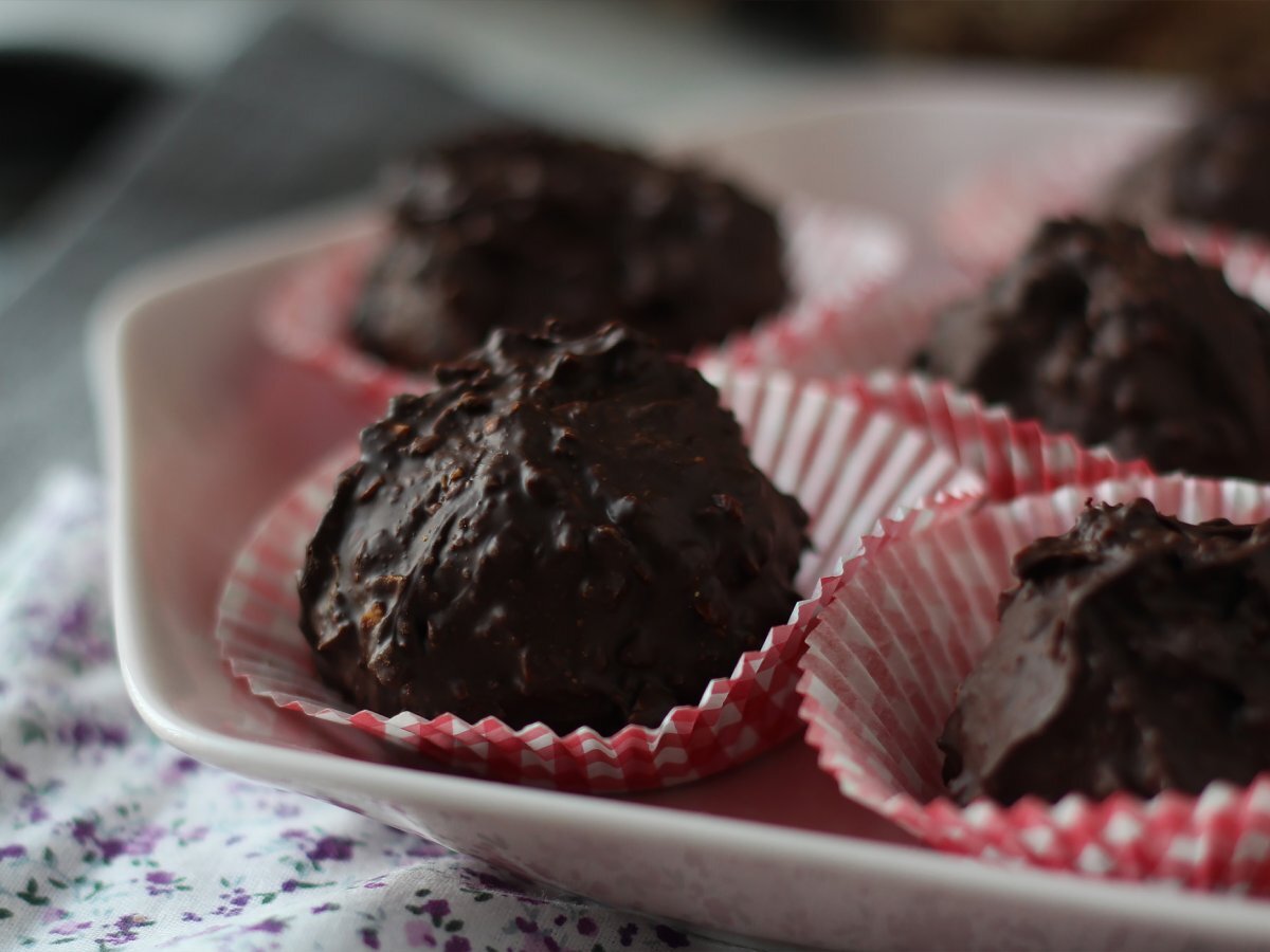 Ferrero Rocher fatti in casa: la ricetta che stavate aspettando da tempo! - foto 7