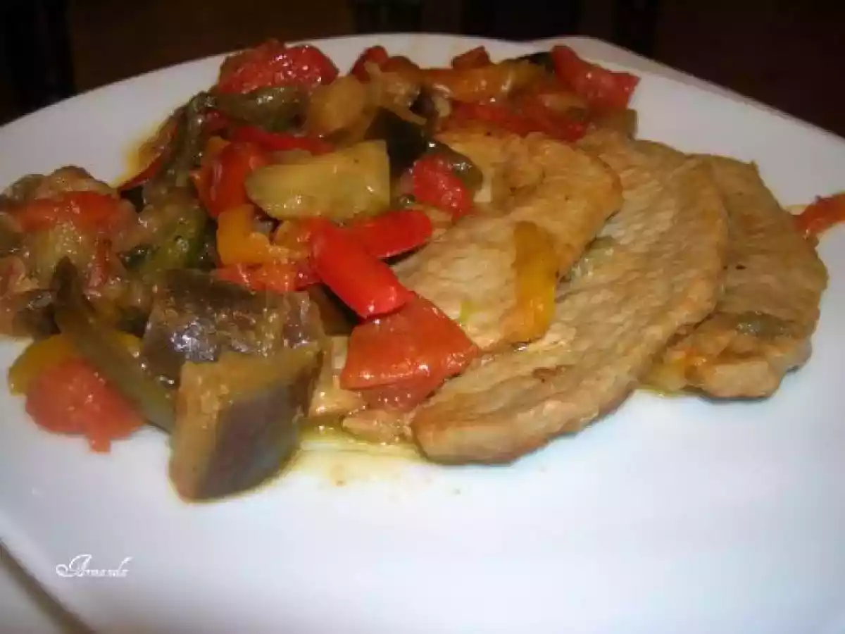 Fettine di maiale alle verdure - foto 3