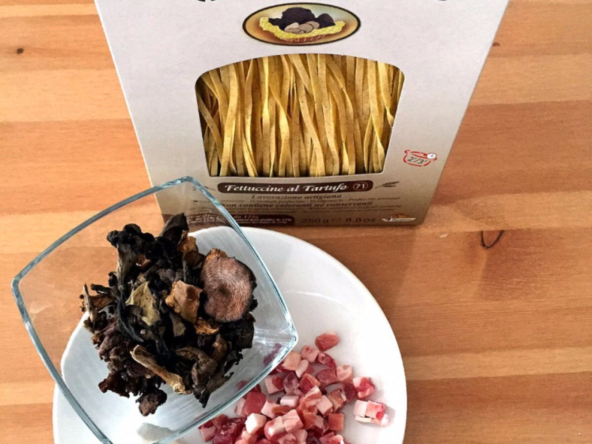 Fettuccine al tartufo con funghi e pancetta - foto 2