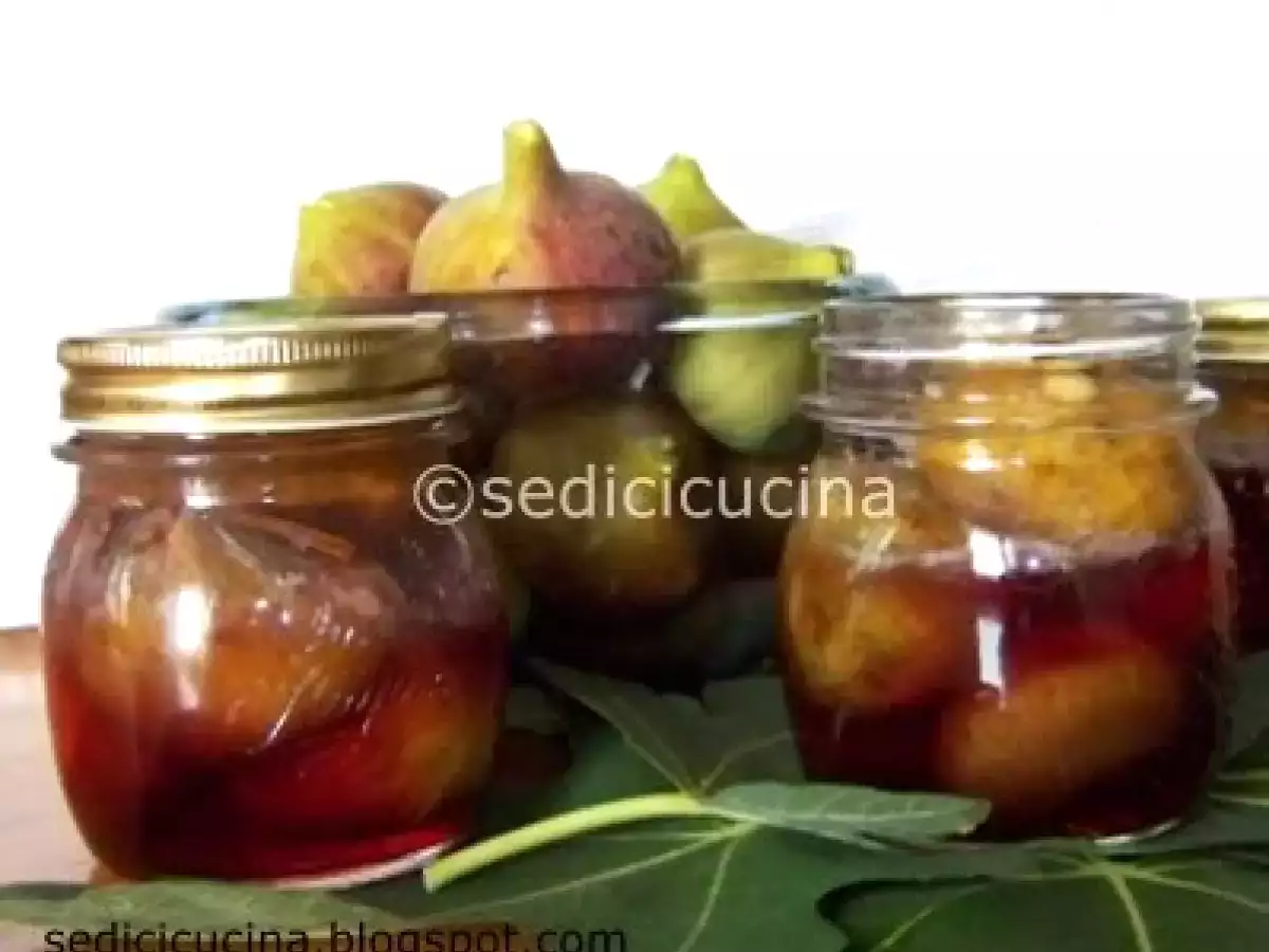 Fichi ubriachi: la ricetta tradizionale con sciroppo speziato e conserva in Alcol